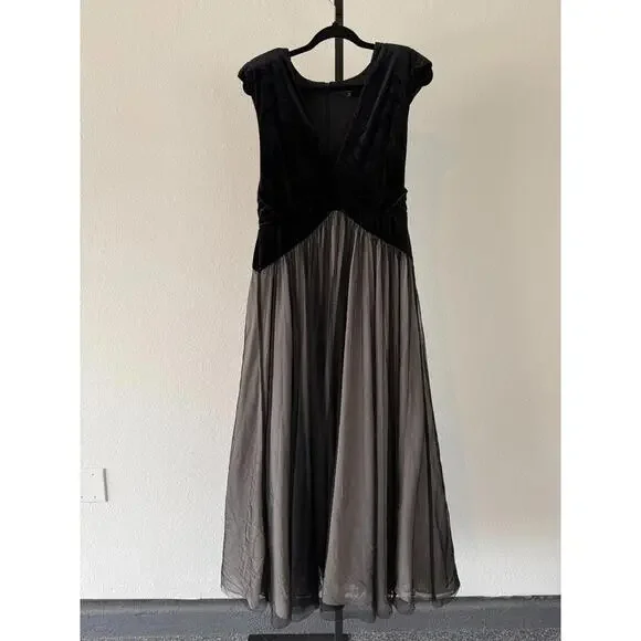 green emerald velvet dress Hazel Printed Drop Waist Gown by Jewel Badgley Mishcka – Badgley Mischka